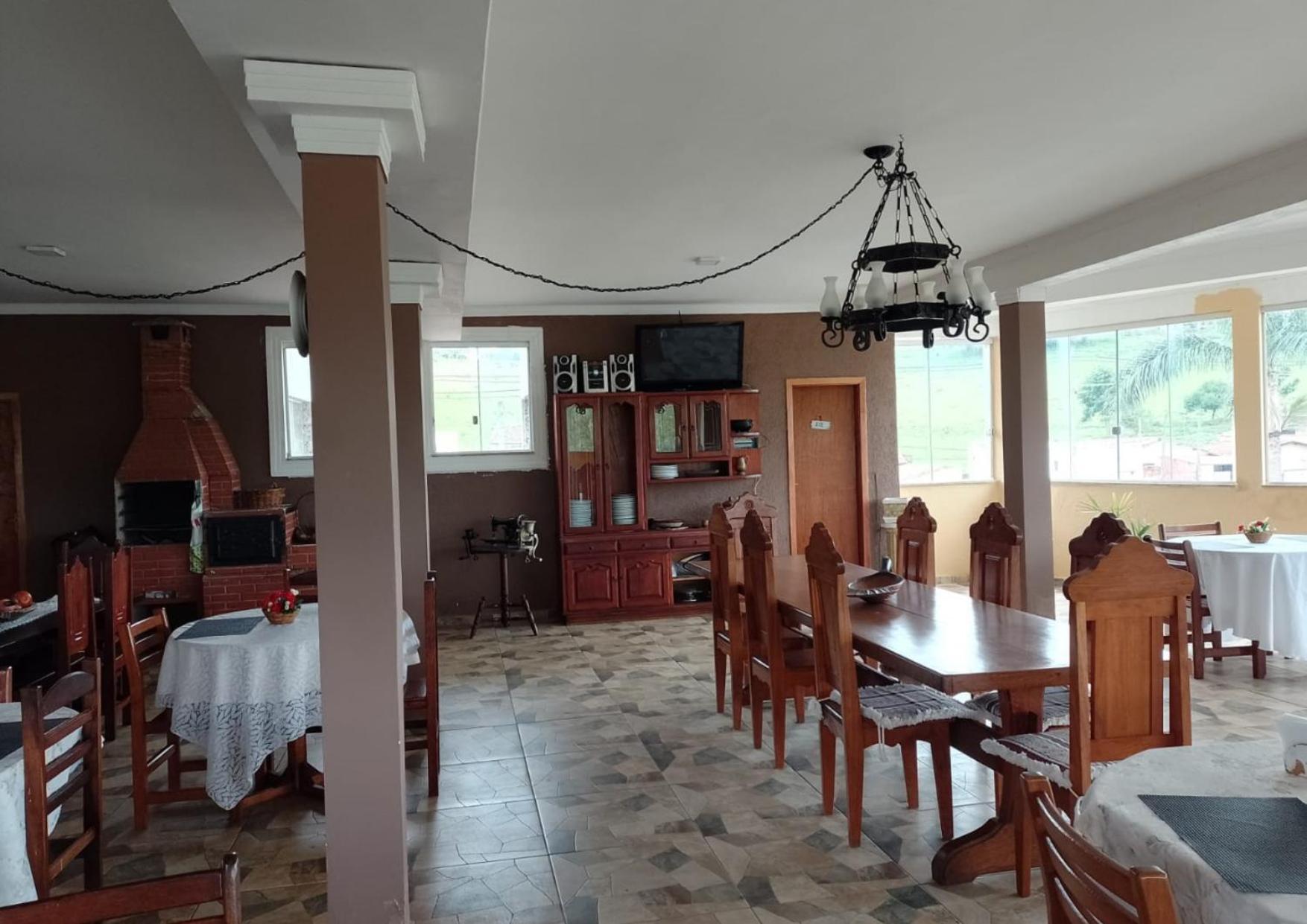 Hotel Avenida Pardinho エクステリア 写真